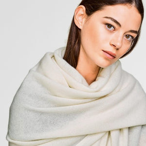 White + Warren Travel Wrap